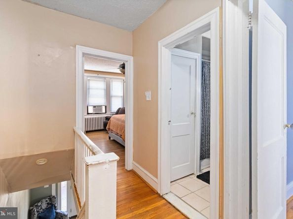 889 Anchor Street, Philadelphia PA 19124