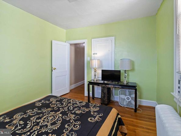 889 Anchor Street, Philadelphia PA 19124
