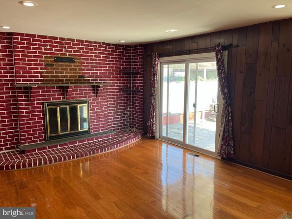 1863 Merlin Road, Philadelphia PA 19116