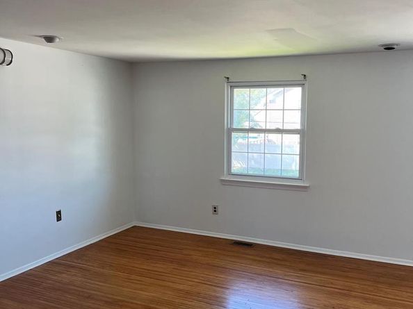 1863 Merlin Road, Philadelphia PA 19116