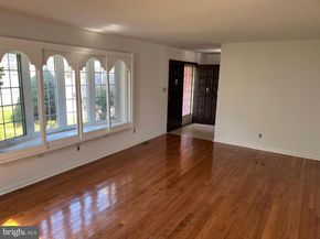 1863 Merlin Road, Philadelphia PA 19116