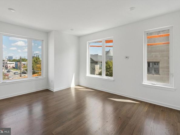 1500 S 30TH Street, Philadelphia PA 19146