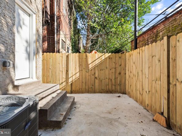 3841 N Sydenham Street, Philadelphia PA 19140