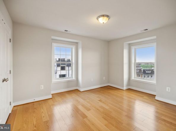 1259 Holbrook Terrace NE 2, Washington DC 20002