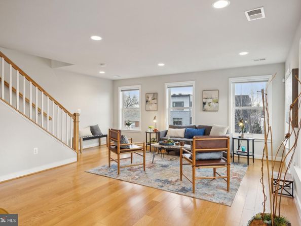 1259 Holbrook Terrace NE 2, Washington DC 20002