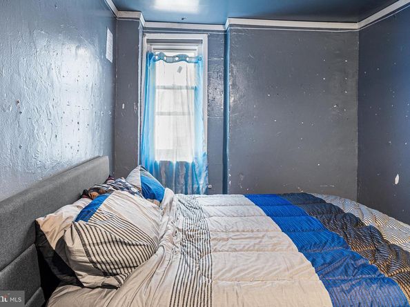 2553 W Oakdale Street, Philadelphia PA 19132