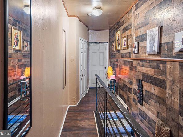 2553 W Oakdale Street, Philadelphia PA 19132