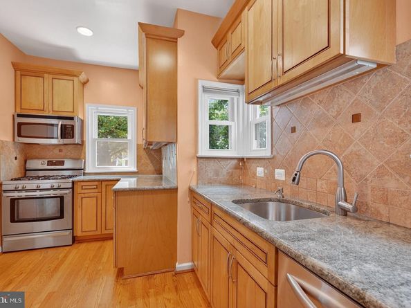 1801 N Taylor Street, Arlington VA 22207
