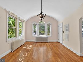 1801 N Taylor Street, Arlington VA 22207
