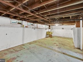 1801 N Taylor Street, Arlington VA 22207