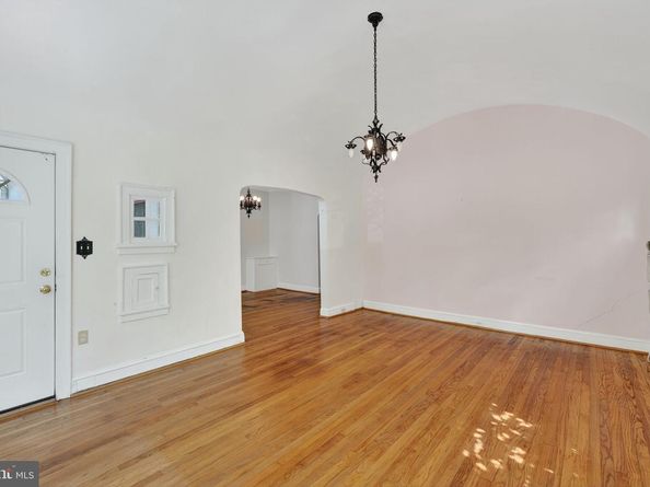 1801 N Taylor Street, Arlington VA 22207