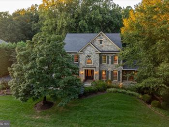 11308 Stonehouse Place