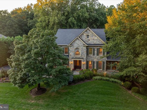 11308 Stonehouse Place, Sterling VA 20165