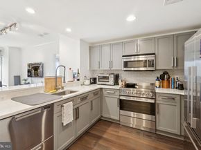 777 7TH Street NW 1024, Washington DC 20001