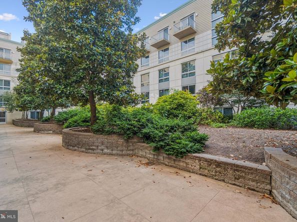 777 7TH Street NW 1024, Washington DC 20001