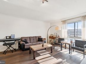 777 7TH Street NW 1024, Washington DC 20001