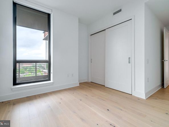 1211 Van Street SE 806, Washington DC 20003