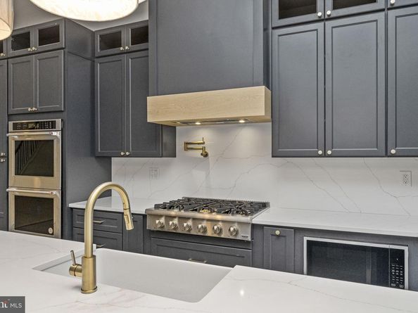 4475 Fleming Street, Philadelphia PA 19127