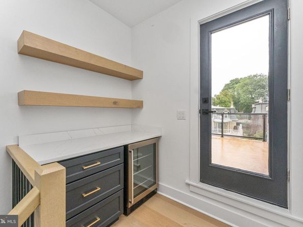 4475 Fleming Street, Philadelphia PA 19127