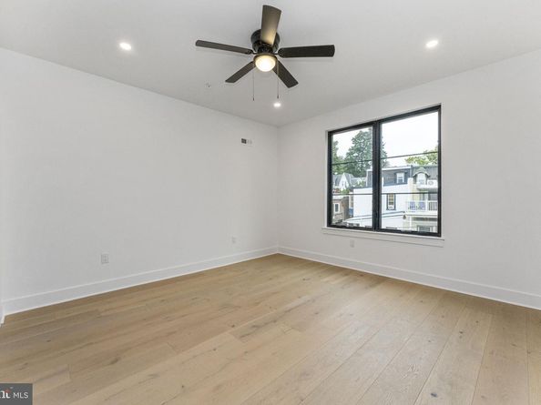 4475 Fleming Street, Philadelphia PA 19127