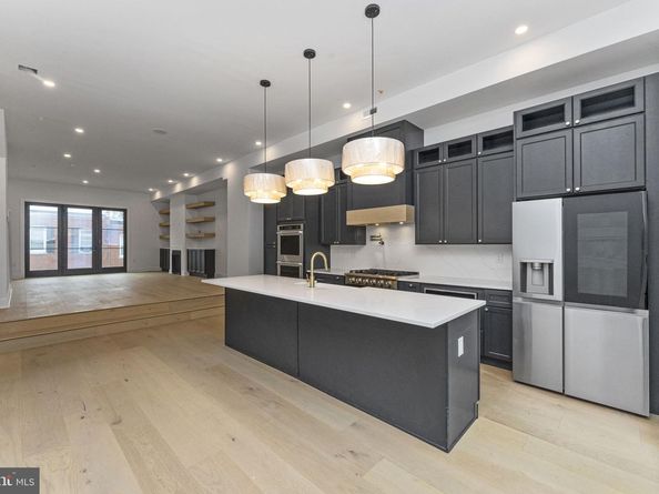 4475 Fleming Street, Philadelphia PA 19127