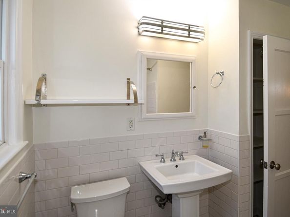 2100 S Quebec Street, Arlington VA 22204