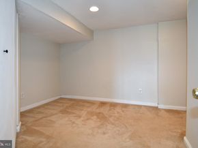 2100 S Quebec Street, Arlington VA 22204