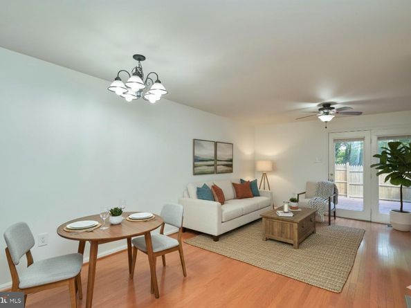 7616 Wood Mist Lane, Falls Church VA 22043