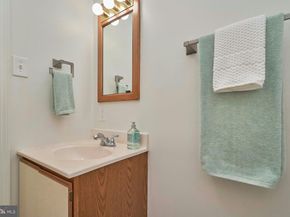 7616 Wood Mist Lane, Falls Church VA 22043
