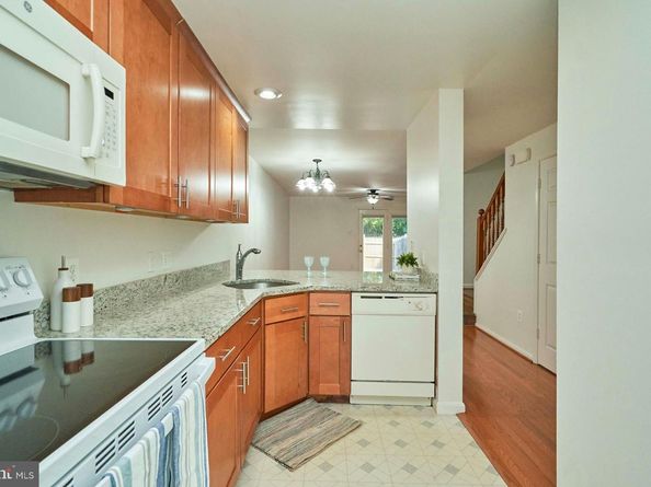 7616 Wood Mist Lane, Falls Church VA 22043