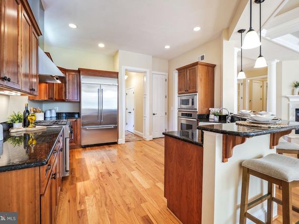 217 Talahi Road SE, Vienna VA 22180