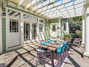 217 Talahi Road SE, Vienna VA 22180