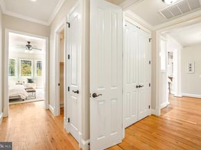 217 Talahi Road SE, Vienna VA 22180