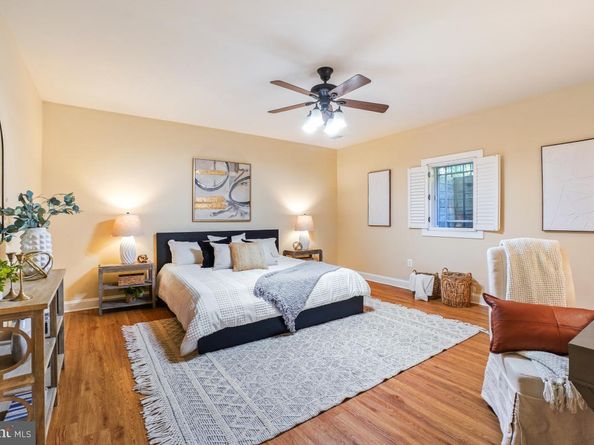 217 Talahi Road SE, Vienna VA 22180