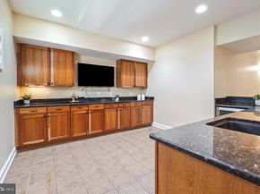 217 Talahi Road SE, Vienna VA 22180