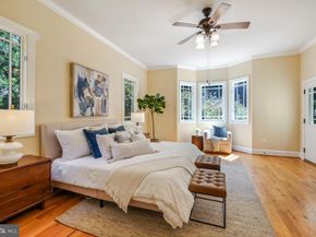 217 Talahi Road SE, Vienna VA 22180