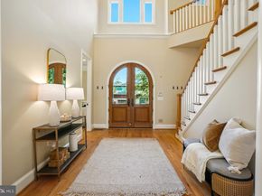217 Talahi Road SE, Vienna VA 22180