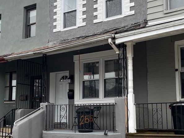 2552 S Beulah St, Philadelphia PA 19148