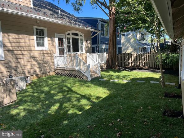 5241 42nd Street NW, Washington DC 20015