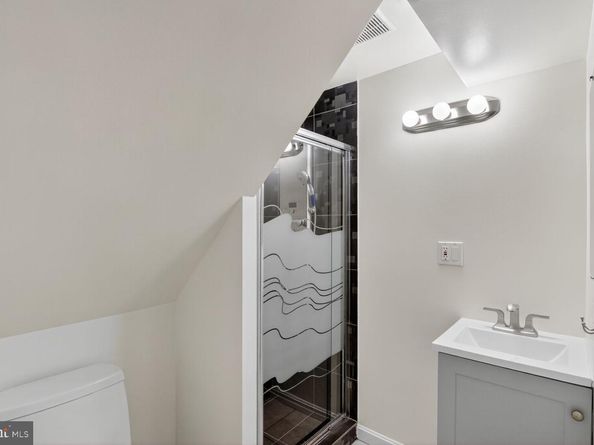 5241 42nd Street NW, Washington DC 20015