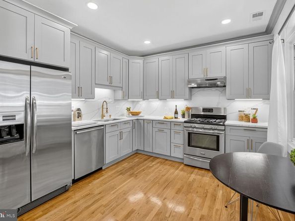 5241 42nd Street NW, Washington DC 20015