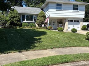 9762 Redd Rambler Terrace, Philadelphia PA 19115