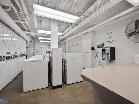 2737 Devonshire Place NW 418, Washington DC 20008