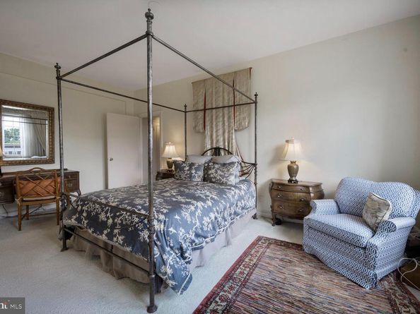 2737 Devonshire Place NW 418, Washington DC 20008