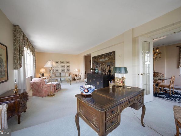 2737 Devonshire Place NW 418, Washington DC 20008
