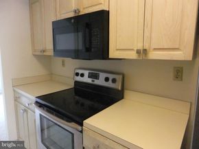 1750 Oakwood Terrace 8F, Penn Valley PA 19072