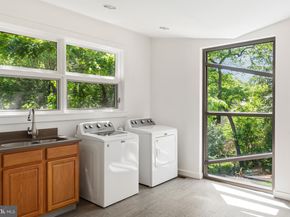 2920 Albemarle Street NW, Washington DC 20008