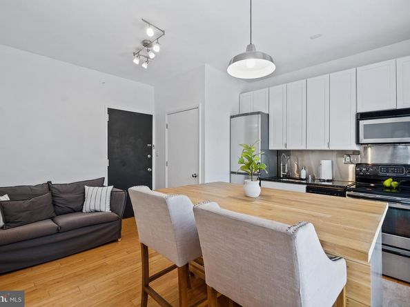 1822 15TH Street NW 303, Washington DC 20009