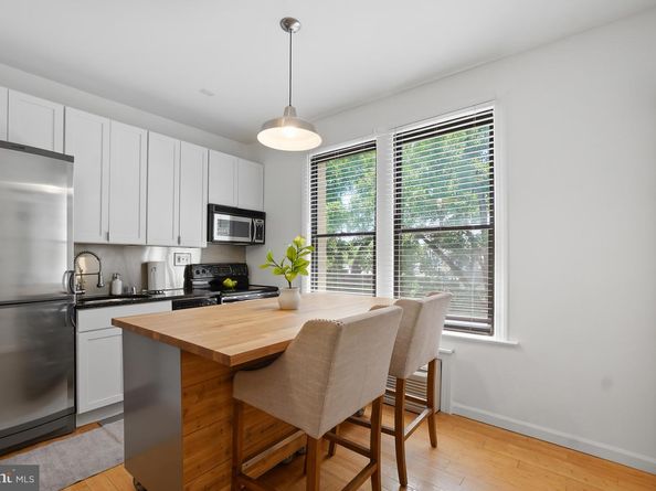 1822 15TH Street NW 303, Washington DC 20009