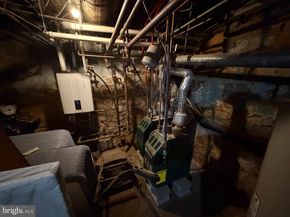 815 S 49TH Street, Philadelphia PA 19143